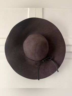 D&Y Wide Brim Felt Floppy Hat - Brown